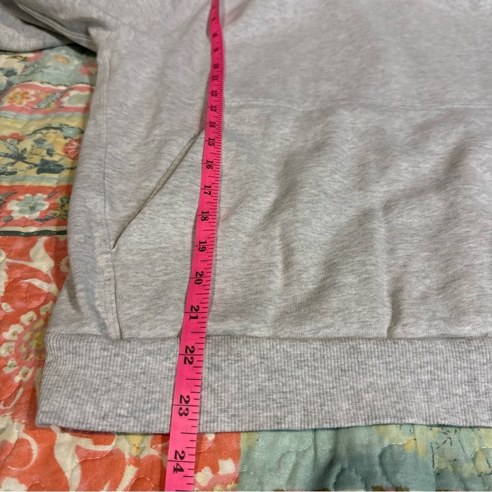 lululemon athletica Light Gray Relaxed Pullover Hoodie size XS Minimalist Comfy - Picture 10 of 10